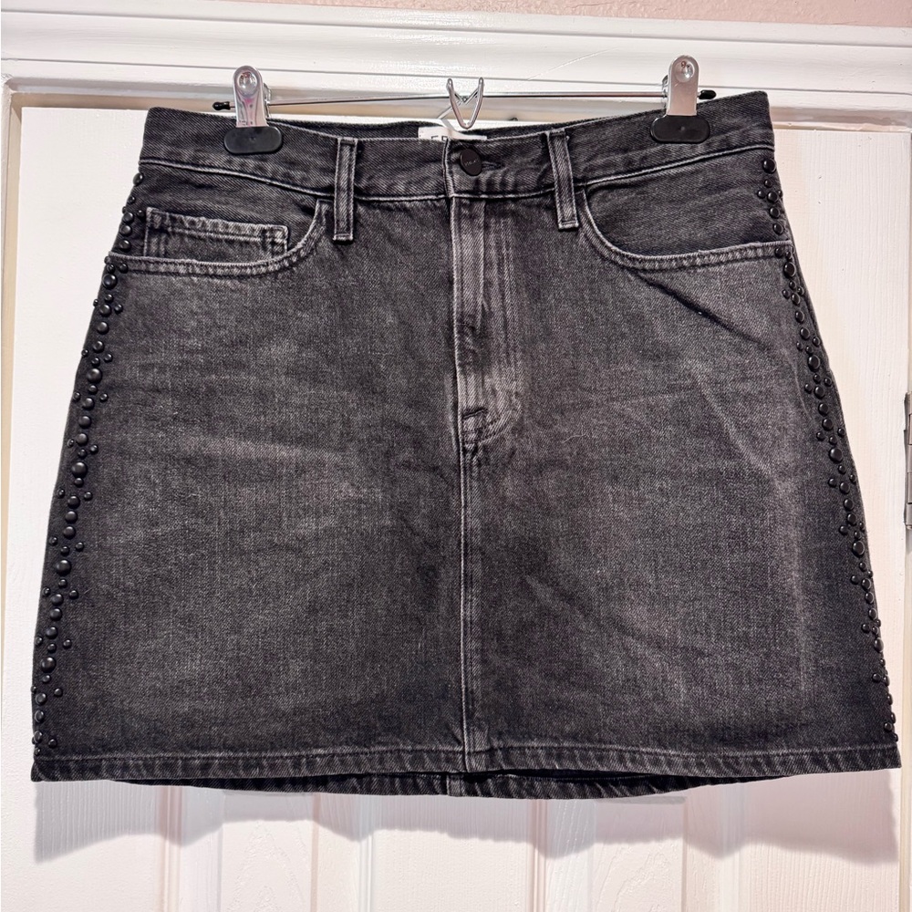 FRAME Demin Skirt with Details - Gray Wash - size 31